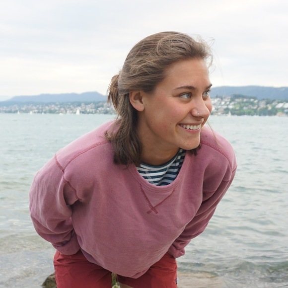 Meet your Posher, Sophie - Picture 1 of 1